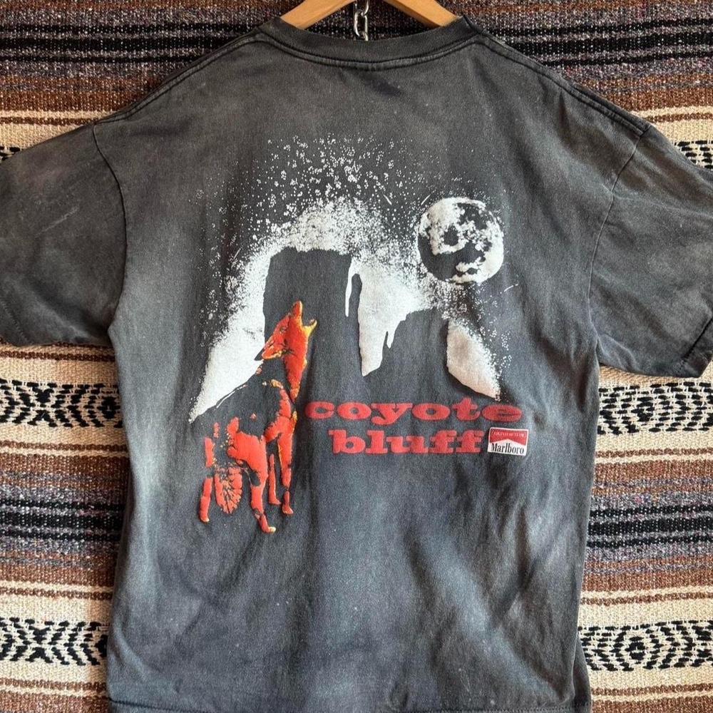Marlboro Super Faded Coyote Bluff Pockey TShirt Black Mens Large Reprint